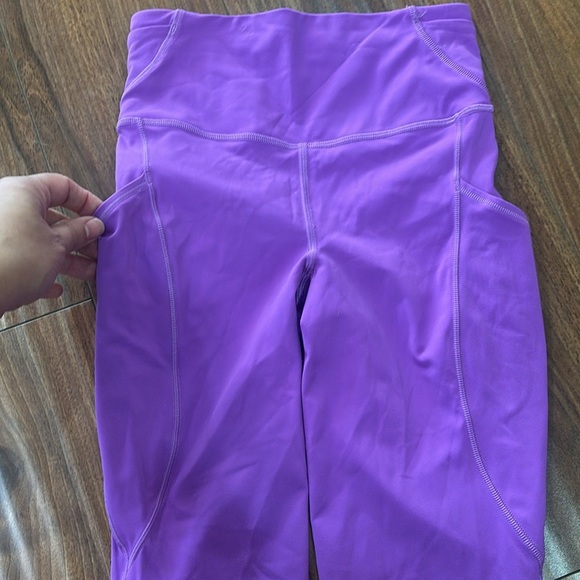 Lululemon Fast and Free High-Rise Tight 25" - Picture 4 of 6